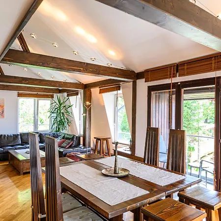 Penthouse Pensiunea Casa Bono Braşov Esterno foto