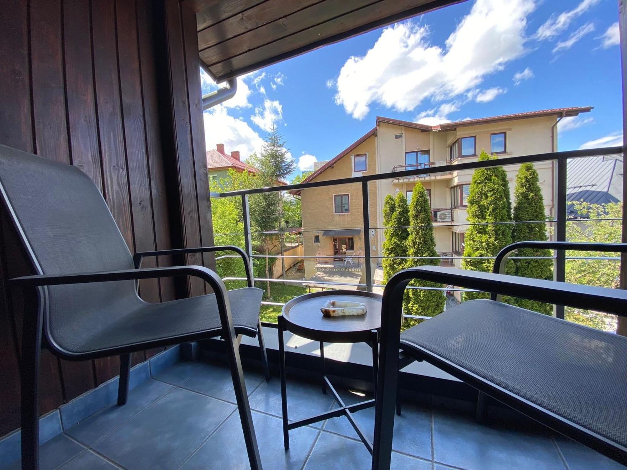 דירה Penthouse Pensiunea Casa Bono בראשוב