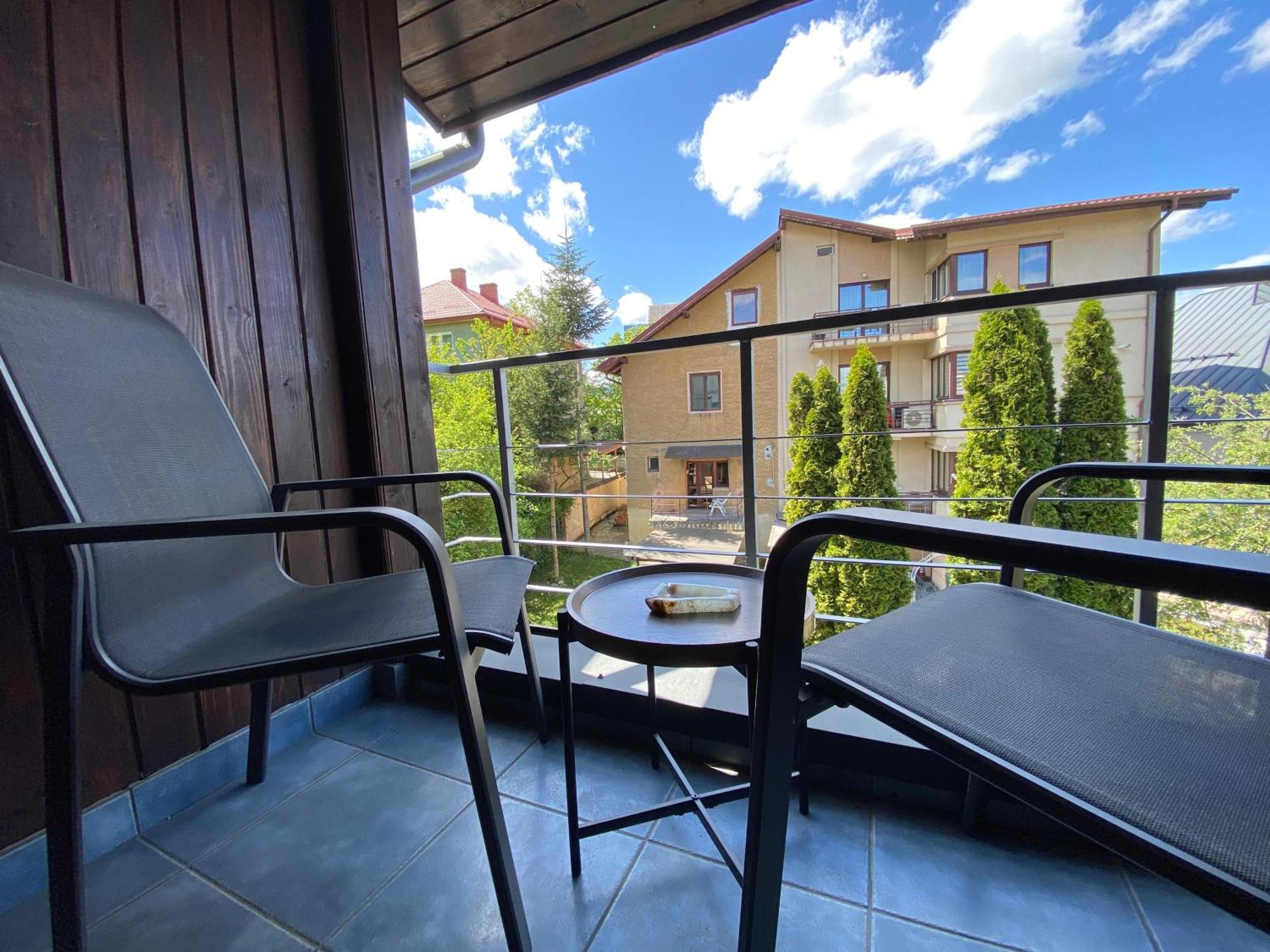 Penthouse Pensiunea Casa Bono דירה בראשוב
