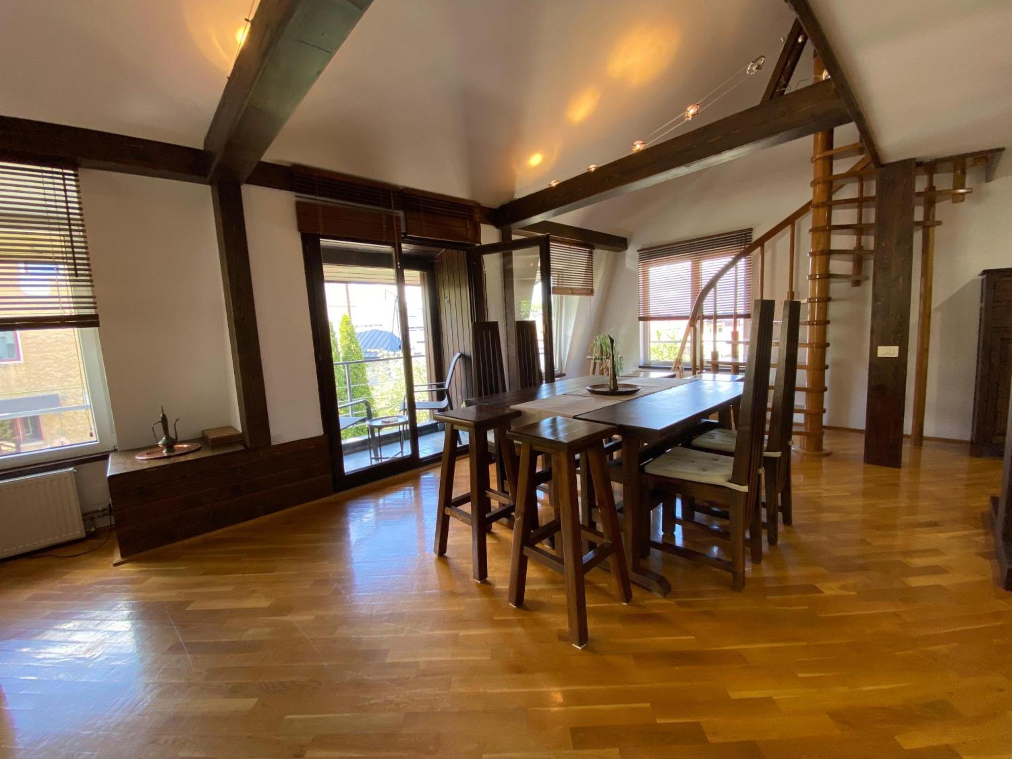 דירה Penthouse Pensiunea Casa Bono