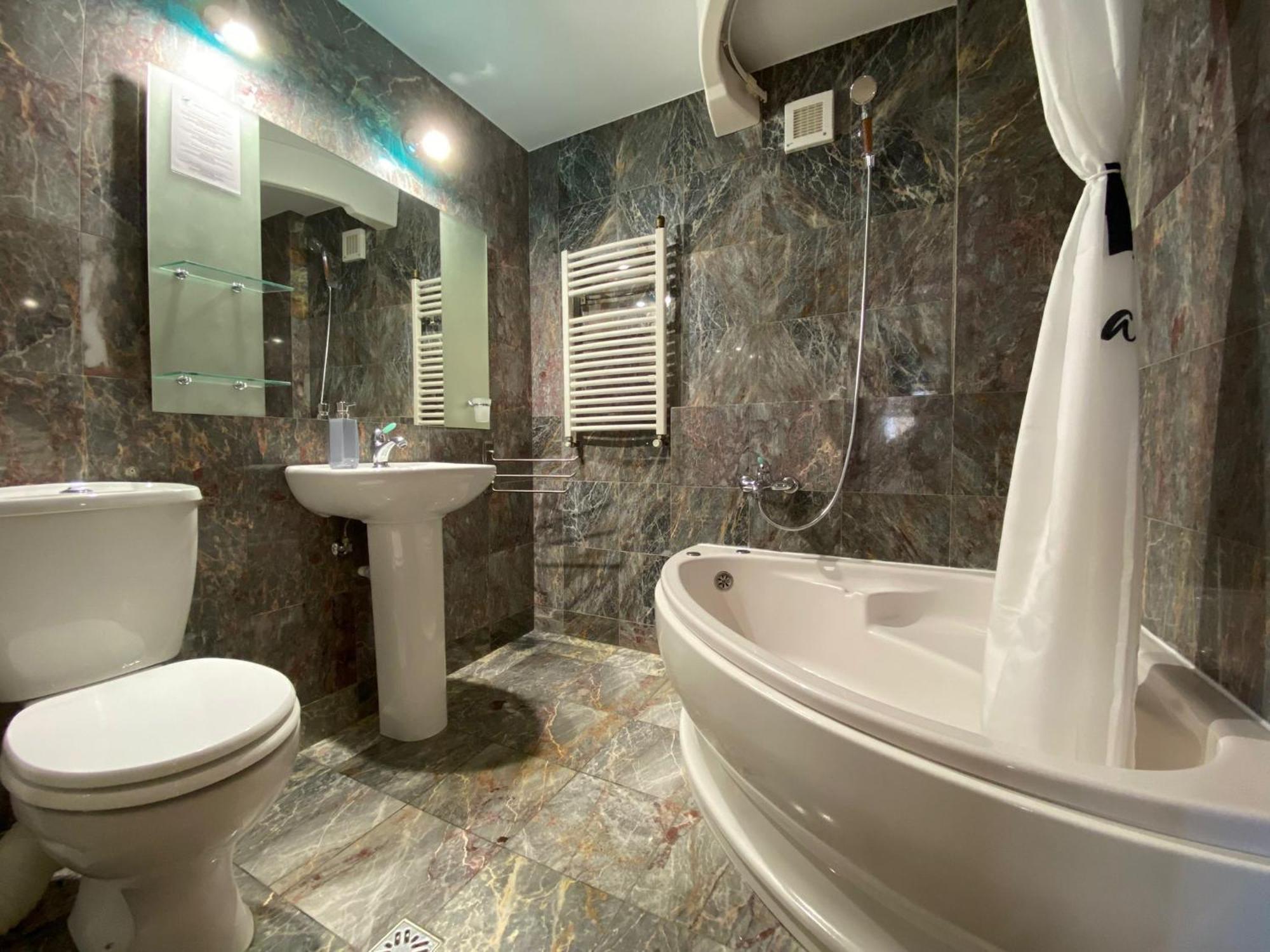 Penthouse Pensiunea Casa Bono בראשוב