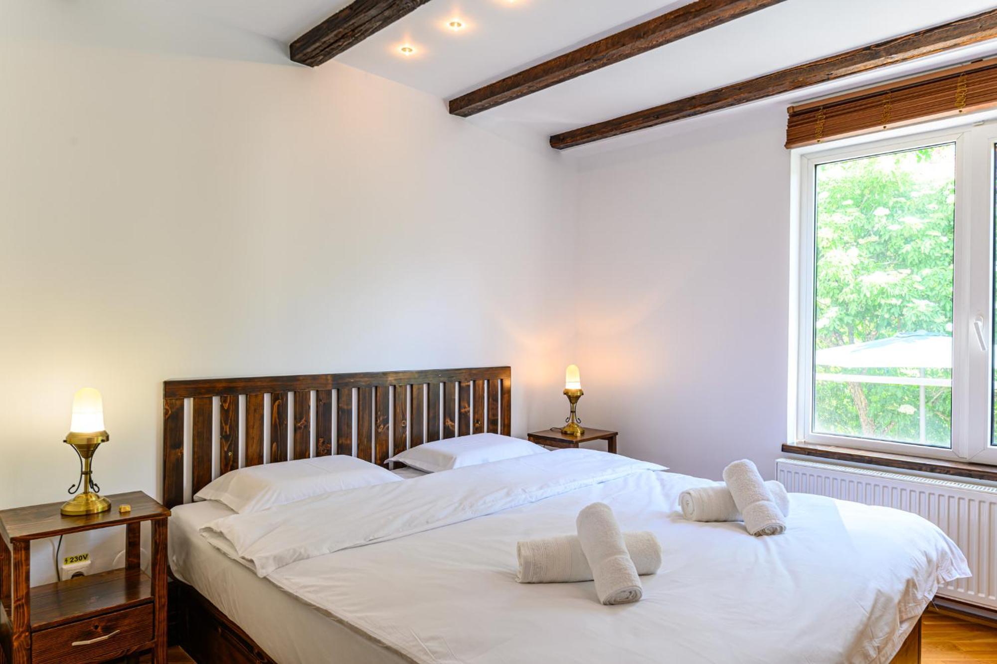 Penthouse Pensiunea Casa Bono דירה בראשוב